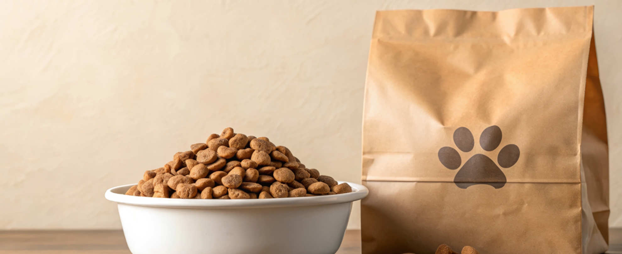 A pet bowl of dried kibble